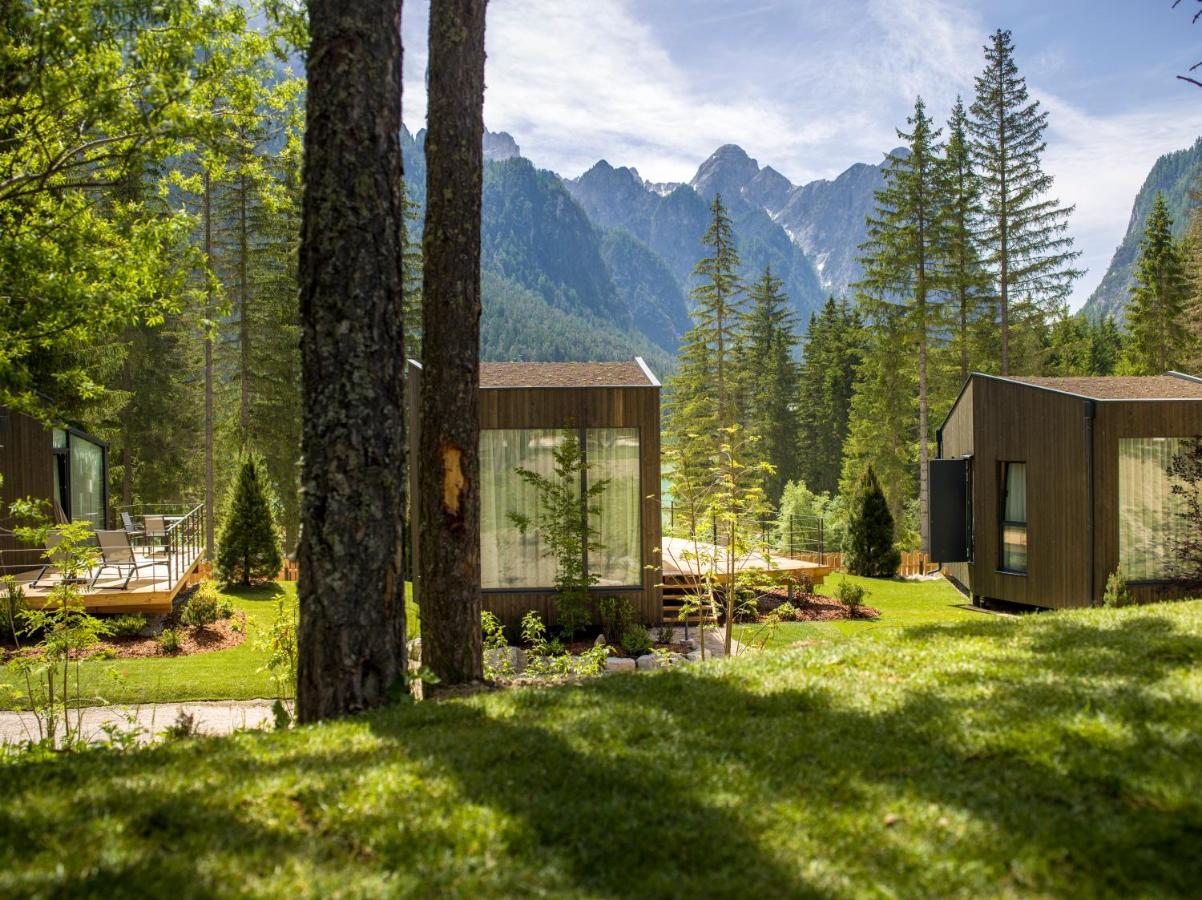 Skyview Chalets Am Camping Toblacher See Exterior photo